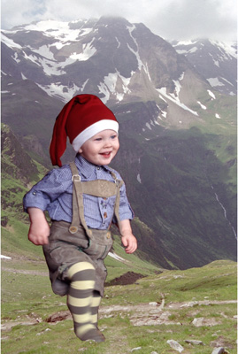 God Jul och Gott Nytt År önskar Nora, Isak, Josefin och Dan